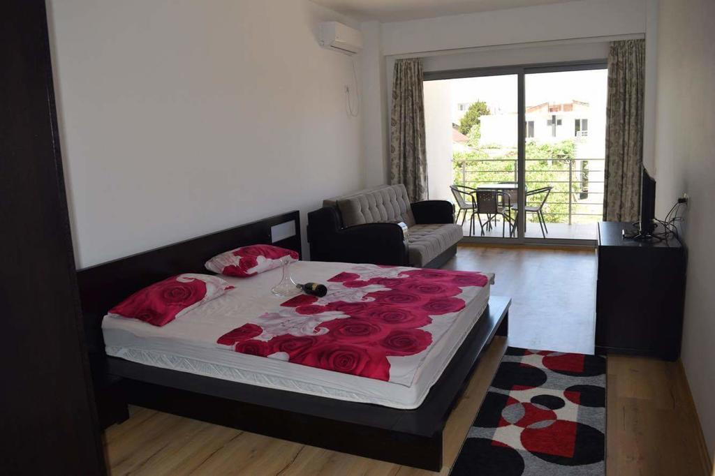 Leli Apartments Ulcinj Exterior photo